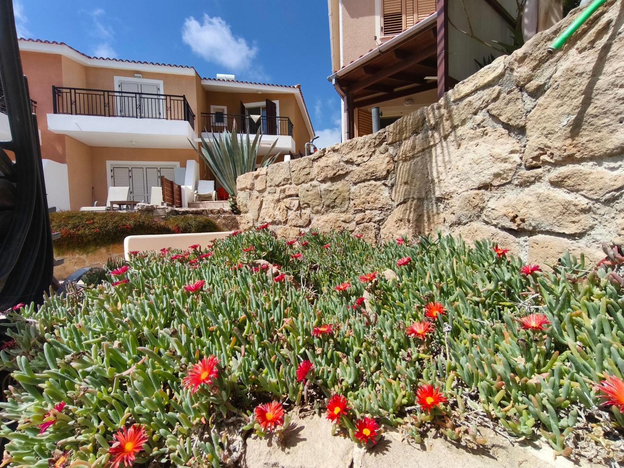 Eden Gardens Vila Pafos Exterior foto